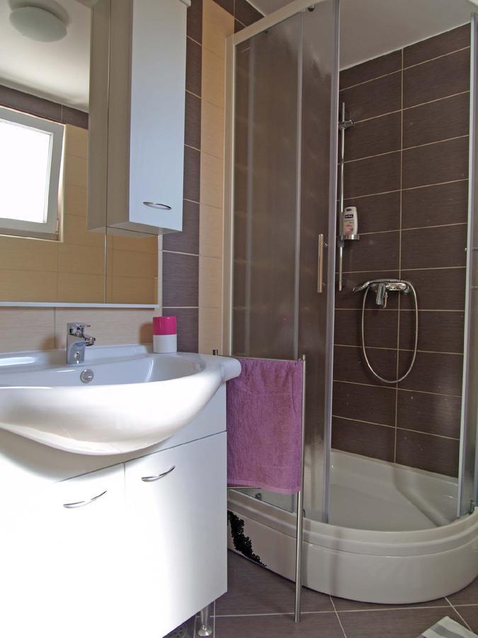 Federica A2+1 Apartment Veli Losinj Ngoại thất bức ảnh