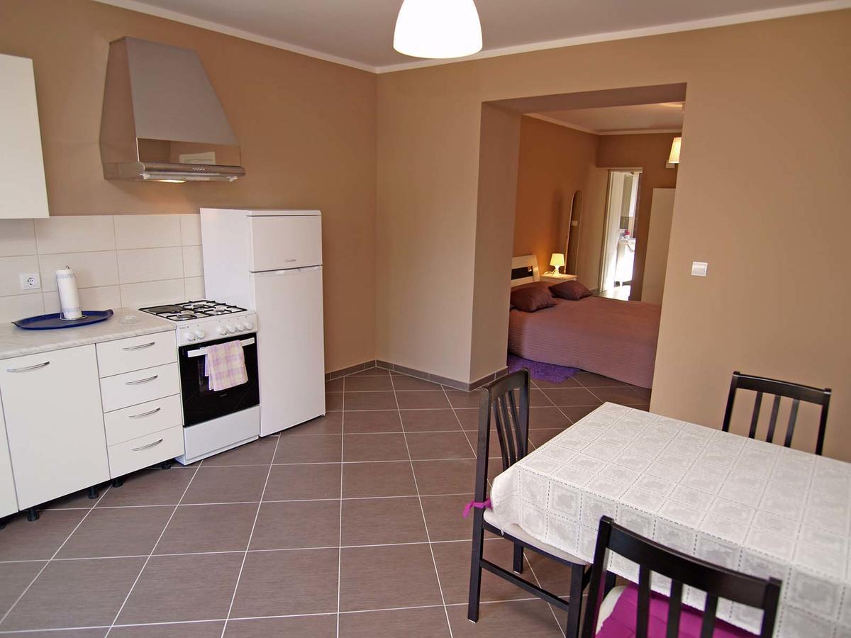 Federica A2+1 Apartment Veli Losinj Ngoại thất bức ảnh